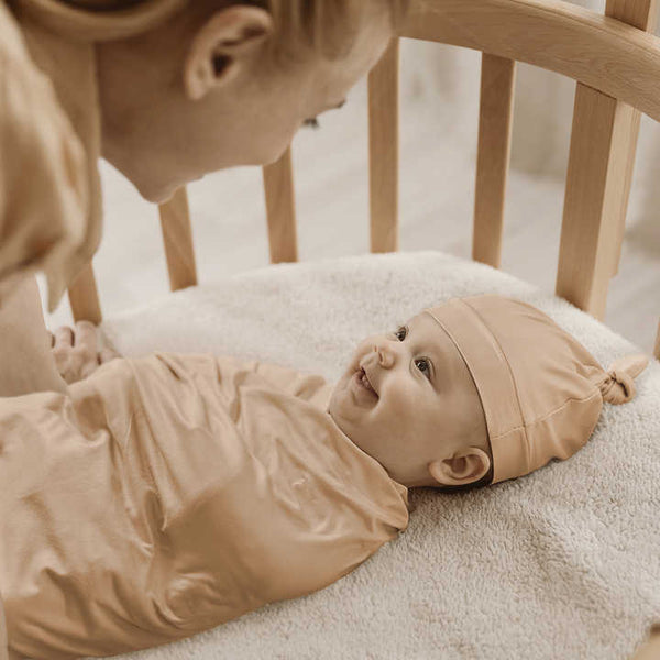 Green Newborn Baby Swaddle Blanket with hat – 0-3 months Receiving Blanket Set